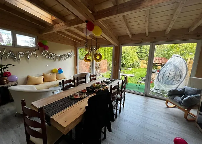 Pod Baszta בית הארחה